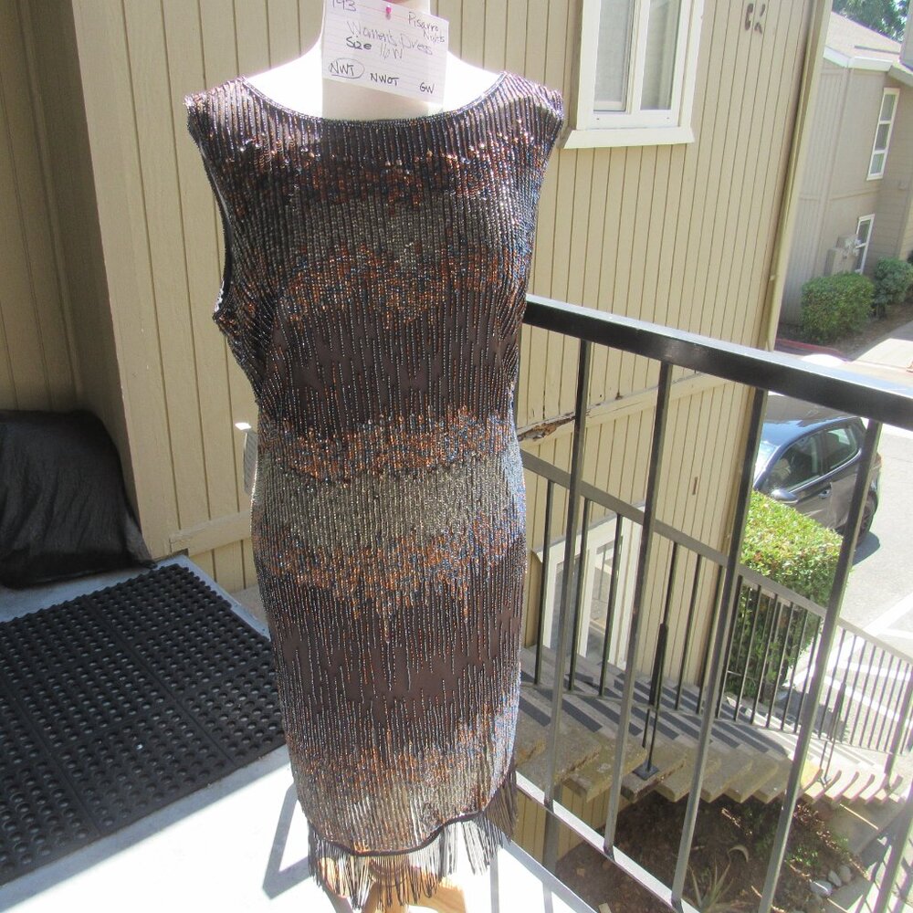 #193  NEW WOMEN'S TOTAL BEADED & SEQUIN DRESS BY PISARRO NIGHTS  (SIZE 16W)